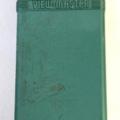 24. Vintage View Master with original case and 20 slides
