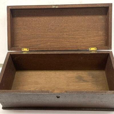 475. Vintage Wooden Box/ Chest 