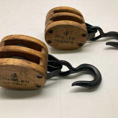 104. Boston &Lockport Block Co.4-inch Pulleys