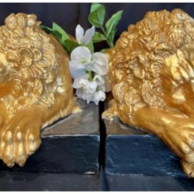 Pair Of HOLLYWOOD REGENCY Gold Gilt LION BOOKENDS By Corinthian Antiques