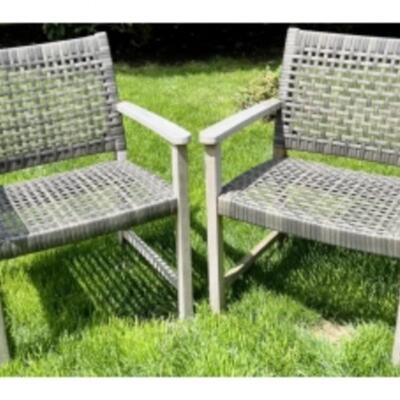 FORTUNOFFS Resin Wicker Armed Chairs Set