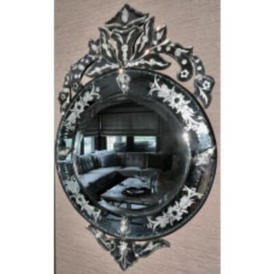 Round Petite VENETIAN MIRROR