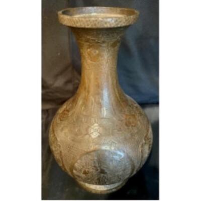 Antique 17th C. MONGOLIAN HAND-HAMMERED BRONZE VASE 