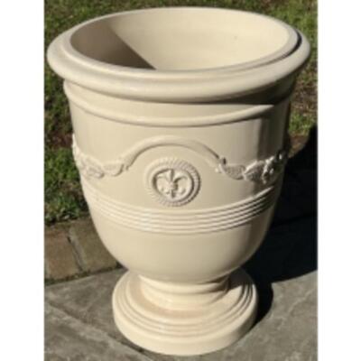 BALLARD DESIGNS PLANTER, NEW With Tags