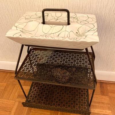 MCM drizzle and mesh steel smoking stand