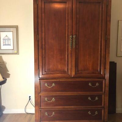 Councill Armoire/Wardrobe  (80in H x 40.5in L x 21-5/8in D)