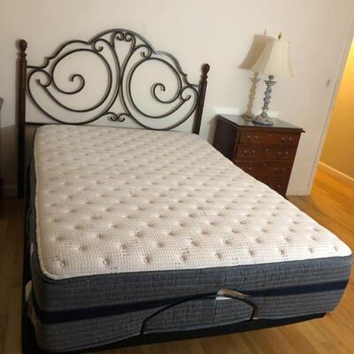 Full Size TEMPUR-Up Foundation and Mattress. Headboard is not attached and sold separately.