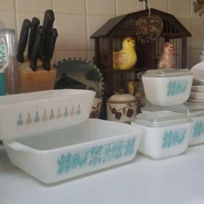 rooster pyrex