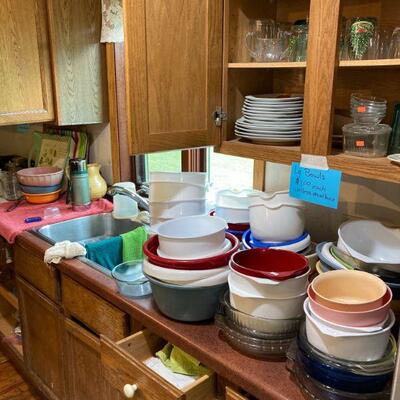 So many mixing bowls!