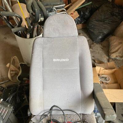 Bruno valet seat