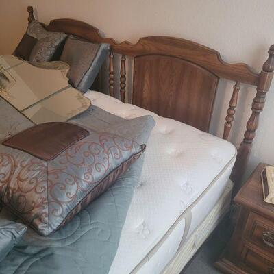 and matching king size bed, complete
