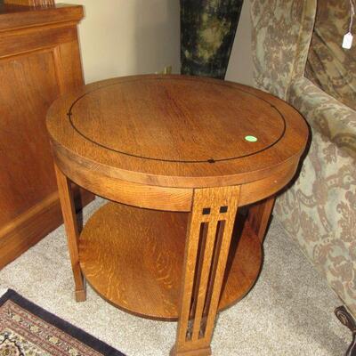 Stickley drum table 