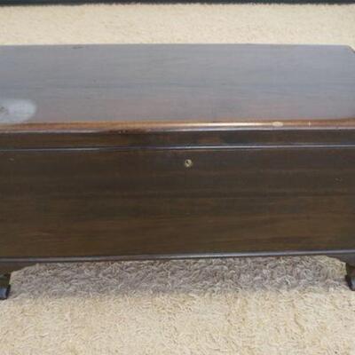 1187	CEDAR LINED BLANKET CHEST, FINISH DISCOLORED ON TOP EDGE, APPROXIMATELY 42 IN X 19 IN X 22 IN
