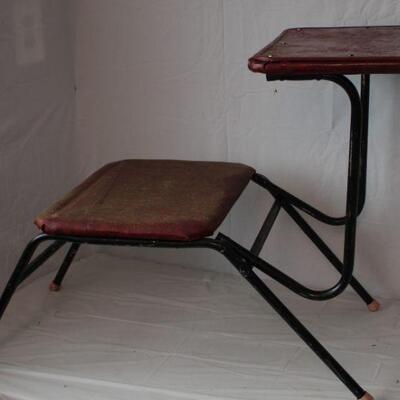 Childs Chair/Desk