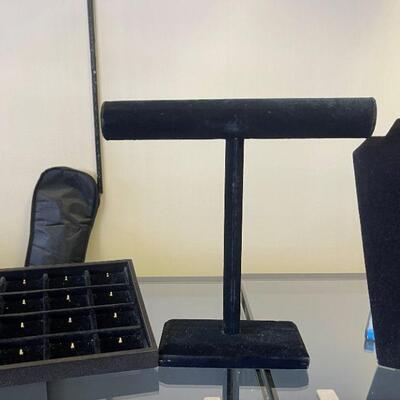 Display & Jewelry Boxes and Tags