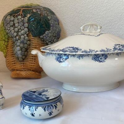 Vintage Alfred Meakin, Ceramic Blue & White Bundle