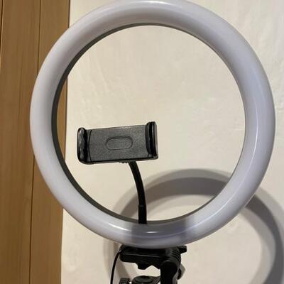 Ring lights - See 