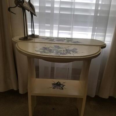 Cottage style painted table