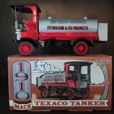 Ertl Collectible: 1910 Texaco Mack Tanker Model