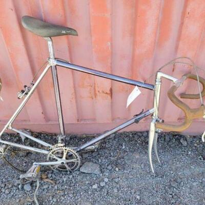 #18 â€¢ Motobecane Bike