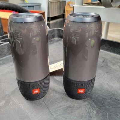 #2552 â€¢ JBL Speakers : Includes (2) JBL Speakers