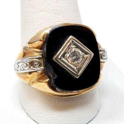 #852 • 14K Gold Diamond Ring, 8.5g: Weighs Approx: 8.5g Ring Size: 12. 