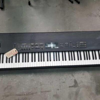 #2840 â€¢ Piano