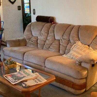 recliner sofa & coffee table