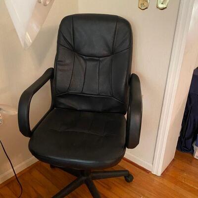 Office chair like new