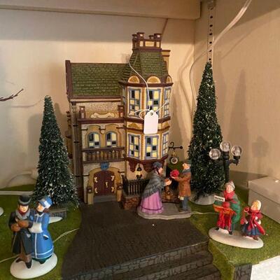 Dept. 56, Scotland Yard Station