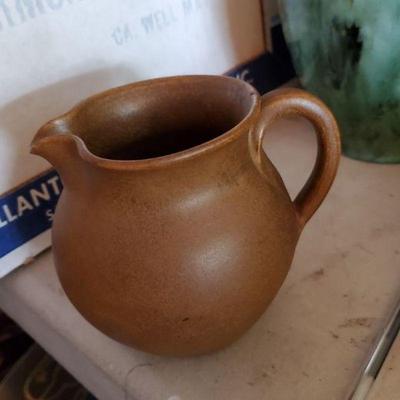 W.J.Gordy pitcher