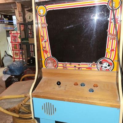 Donkey Kong Nintendo  (as is)                              BUY IT NOW $ 450.00