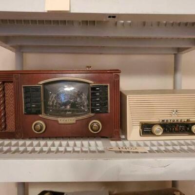 #1402 • Zenith Radio And Motorola Golden Voice Radio