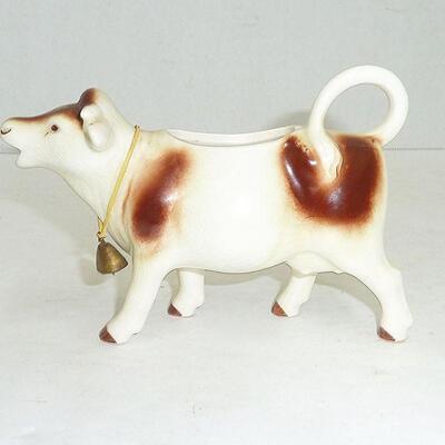 Goebel cow creamer w/bell