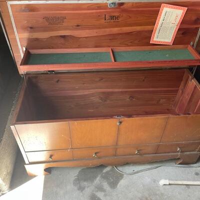 Lane Cedar Chest