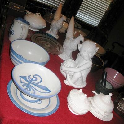 HADLEY BLUE AND WHITE DISHES