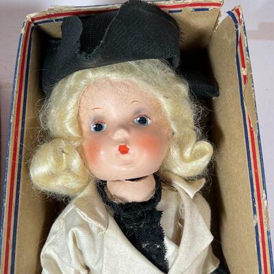 (2pc) ANTIQUE DOLLS | In matching boxes