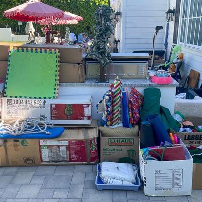 Estate sale photo