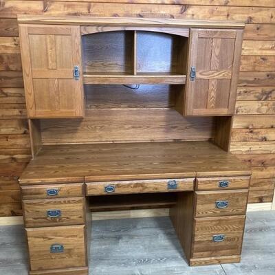 American Oak Finished Desk with Hutch