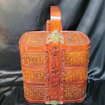 Antique Chinese Wing Dynasty Wedding Basket