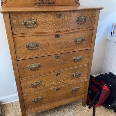 Vintage chest of drawers, dresser