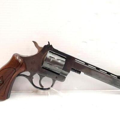 #320 â€¢ Harrington & Richardson 939 .22 Revolver: Serial Number: AM31517 Barrel Length: 5 1/2.