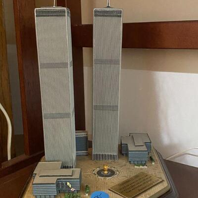 Danbury Mint Twin Towers Commemorative World Trade Center