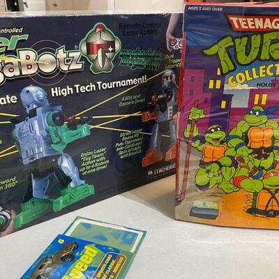 Vintage Mega Botz & Teenage Mutant Turtles
