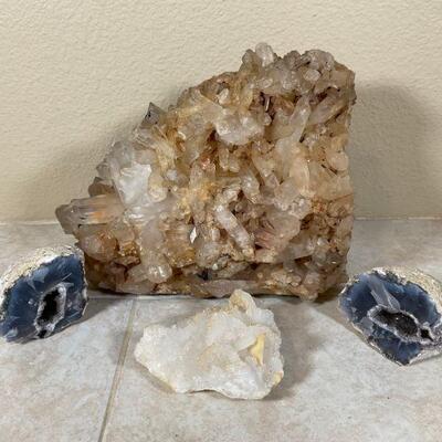 Rocks / Minerals
