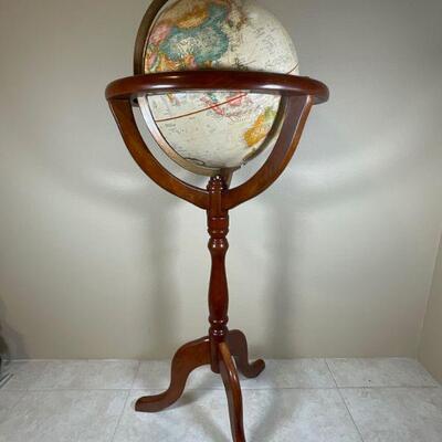 Globe / Wood Stand