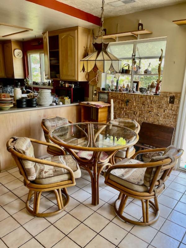 Huntington Beach Estate Sale by PickerRUs