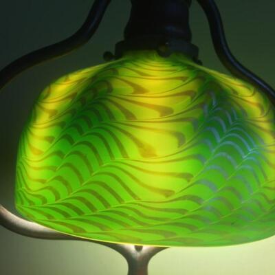  Tiffany Studios Base Damascene Art Glass Favrile Desk Lamp