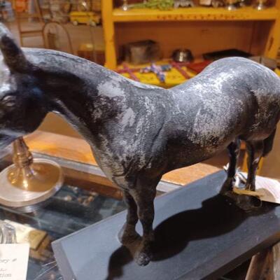 Vintage horse statue metal