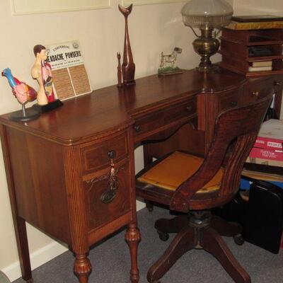 Antique Oak Desk. Inlay